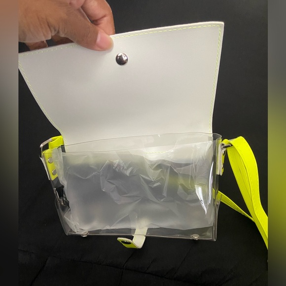 Clear Purse - Picture 4 of 4